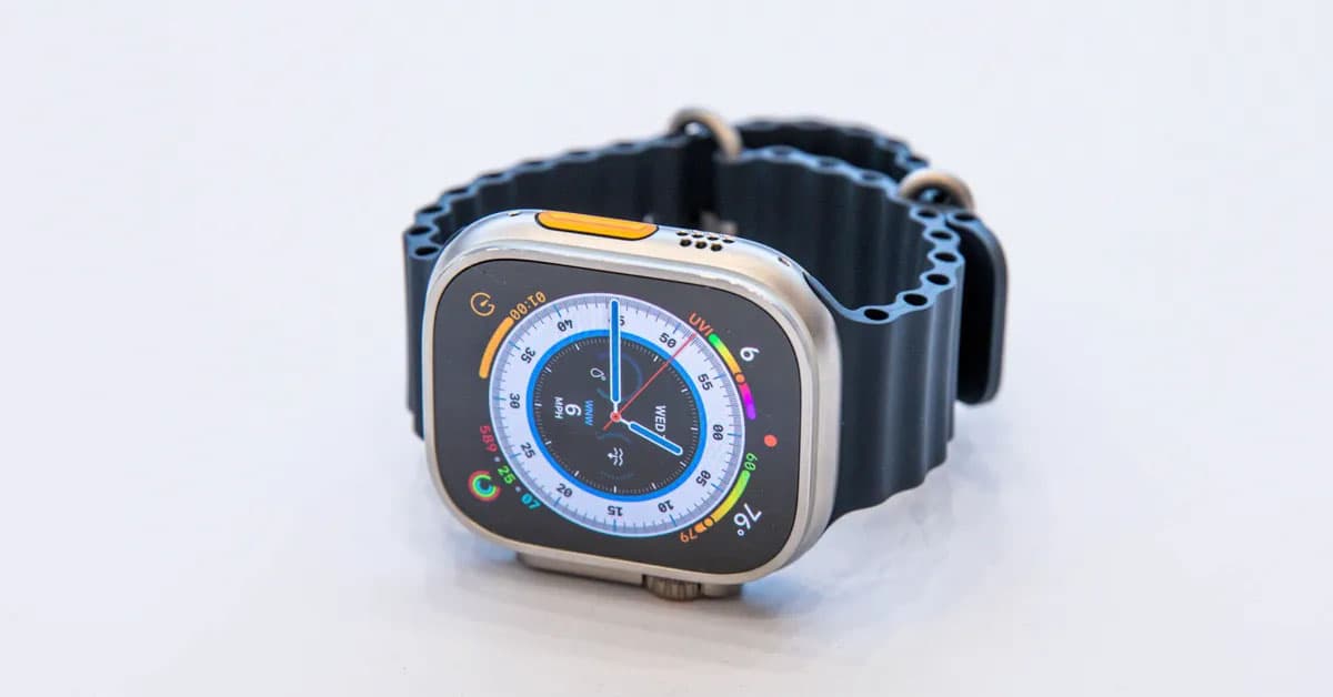 'Mổ bụng' Apple Watch Ultra: Pin lớn hơn 76% so với Apple Watch series 8