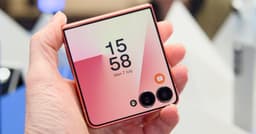 Trên tay Galaxy Z Flip 7: Màn hình phụ tràn viền, thiết kế mỏng nhẹ ấn tượng