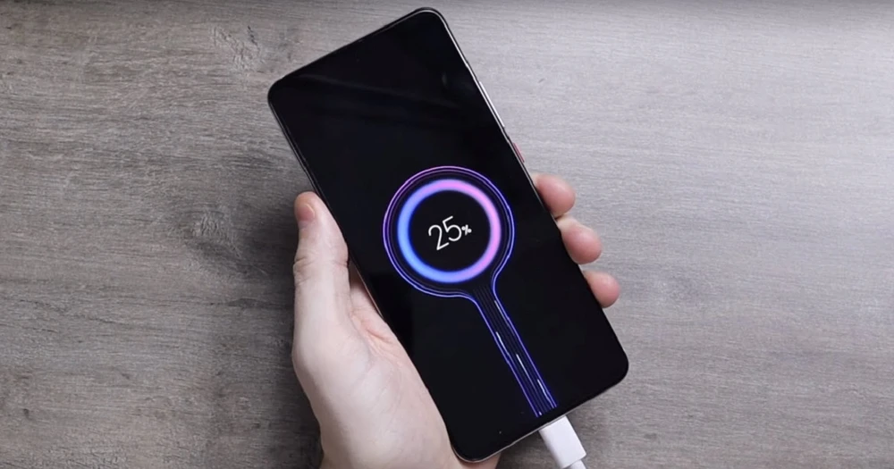 Redmi K30 Pro vẫn có thể tăng tần số quét màn hình lên đến 80Hz thông qua phần mềm