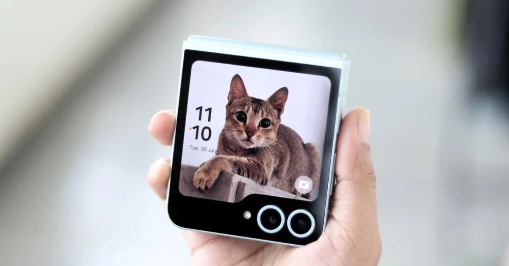 Samsung có thể ra mắt Galaxy Z Flip giá rẻ vào năm sau