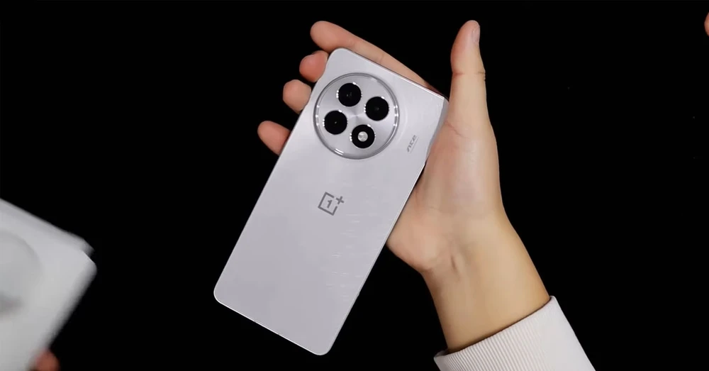 Đánh giá OnePlus Ace 5: Liệu có phải là đối thủ thực sự của flagship?