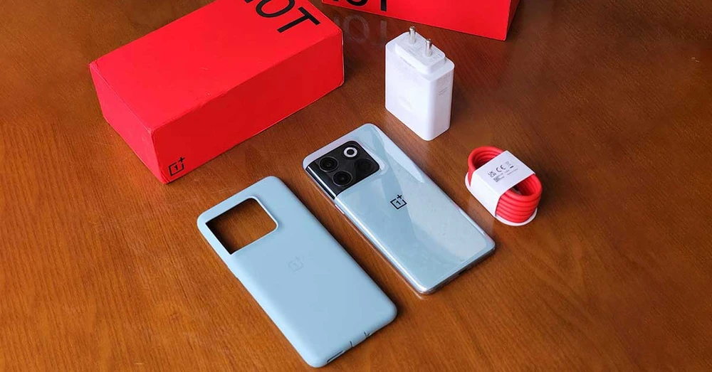 So sánh Samsung Galaxy S22+ và OnePlus 10T: Điện thoại Android nào hấp dẫn?