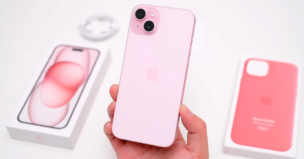 iPhone 15 màu hồng hợp mệnh nào? Khám phá ngay!