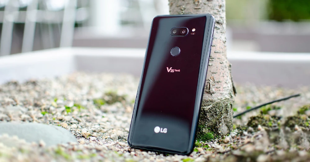 Đánh giá LG V35 ThinQ xách tay:'Superman' đến từ LG