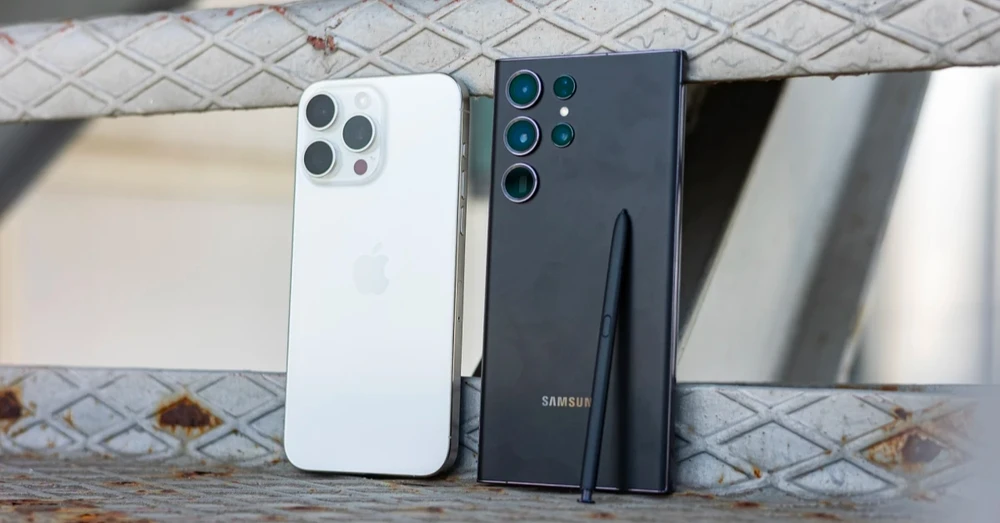 So sánh iPhone 15 Pro Max và Samsung S23 Ultra: Đâu là flagship đáng mua nhất 2023?