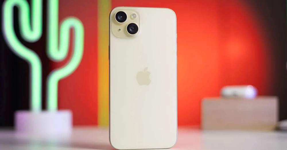 Top 9 iPhone 2 mắt chụp ảnh đẹp, đáng mua nhất hiện nay