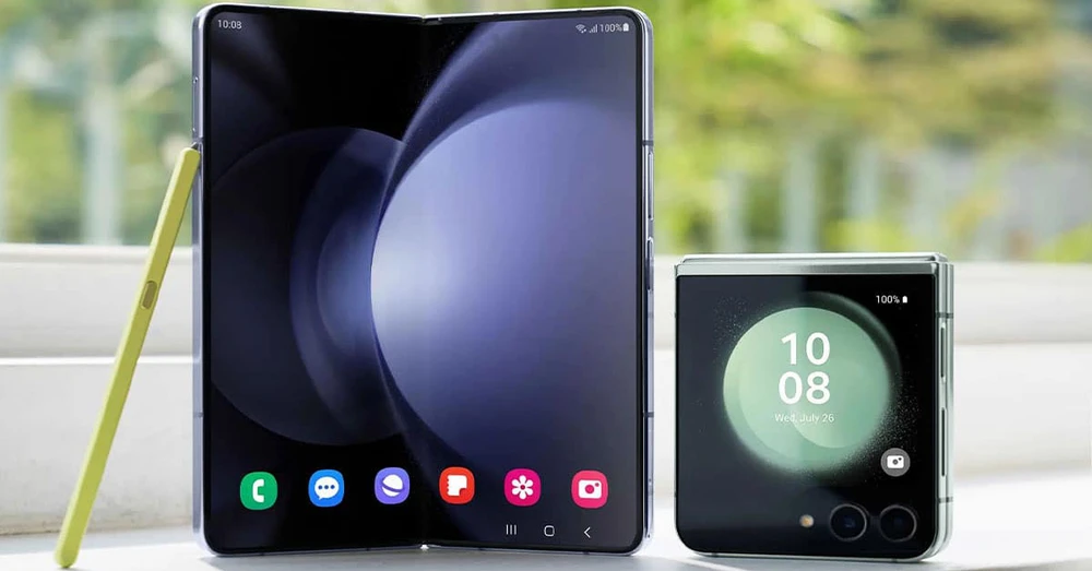 So sánh Galaxy Z Flip 5 và Galaxy Z Fold 5: Flagship nào đáng mua hơn?