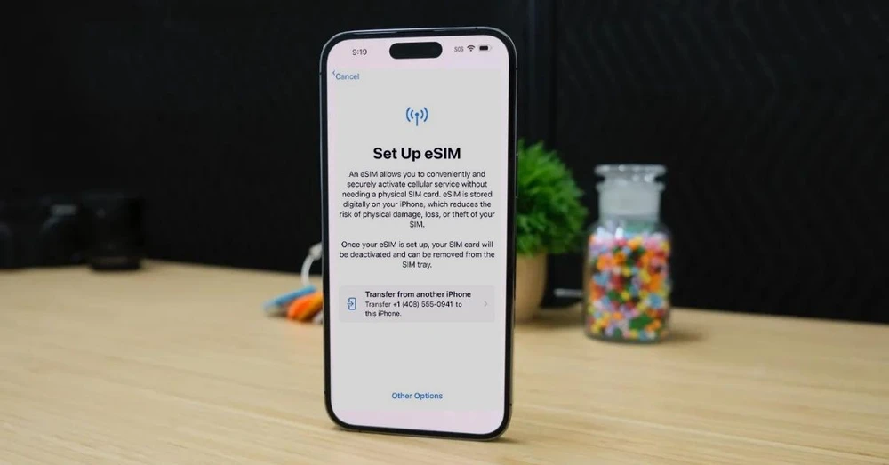 Hướng dẫn cách cài eSIM trên iPhone tại nhà cực đơn giản!