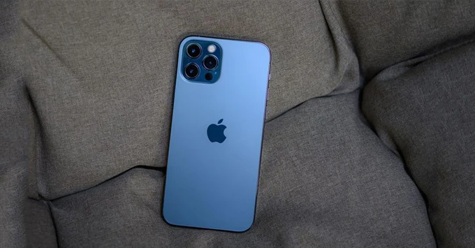 So sánh điểm hiệu năng Galaxy S21+ so với iPhone 12 Pro Max trên AnTuTu