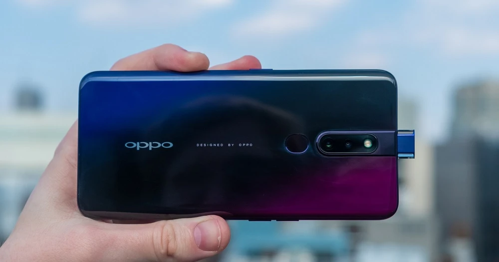 Camera selfie của Oppo F11 Pro có thể ''thò thụt'' 100 lần/ngày trong 6 năm