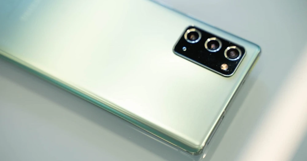 So sánh Galaxy Note 20 và Note 10: Có bao nhiêu điểm nâng cấp, có nên lên đời ?