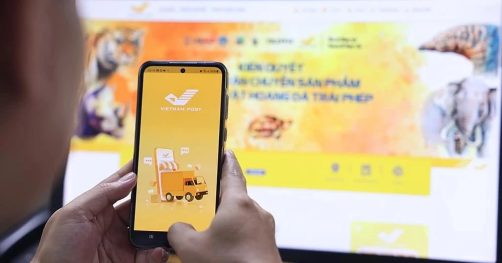 Hướng dẫn chi tiết 4 cách tra cứu vận đơn VNPost siêu nhanh
