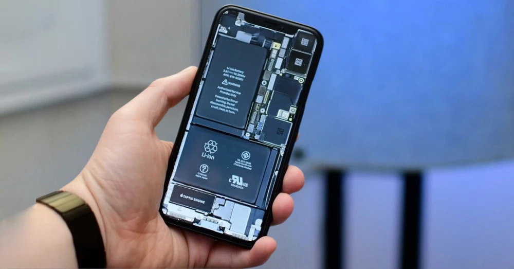 Pin iPhone có mấy loại? Thay pin loại nào tốt nhất?