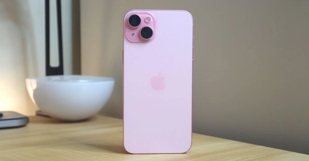 Đánh giá iPhone 15 chi tiết nhất: Dynamic Island, cổng sạc USB-C mới, camera 48MP