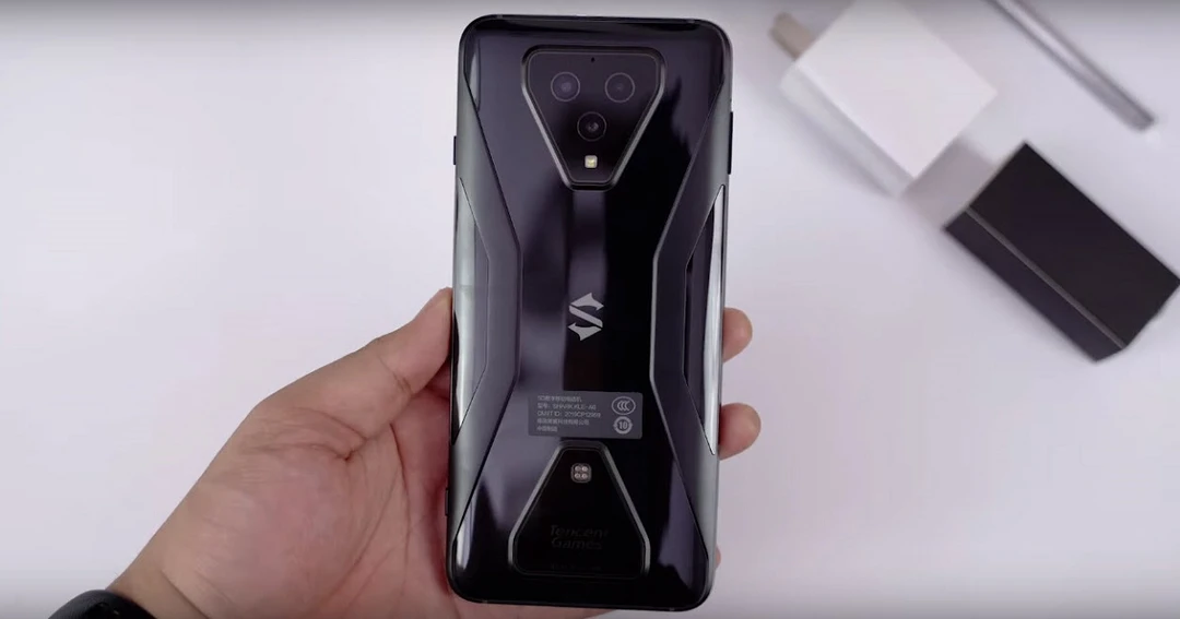 Dùng Black Shark 2 có nên nâng cấp Black Shark 3 không?