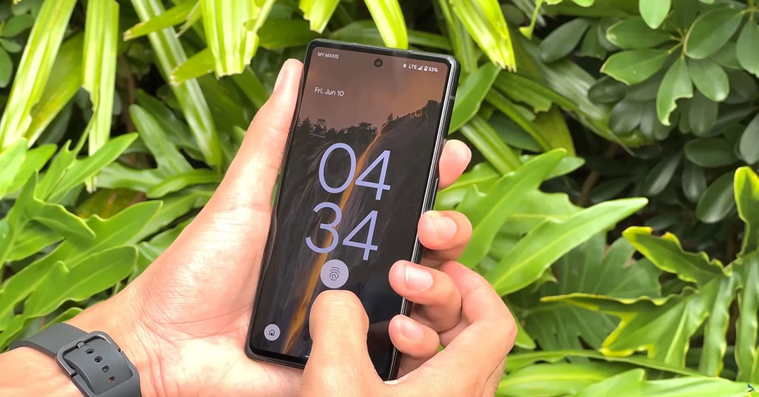 Kiểm tra độ bền Google Pixel 6a: Ai dám nói điện thoại tầm trung không chắc chắn?