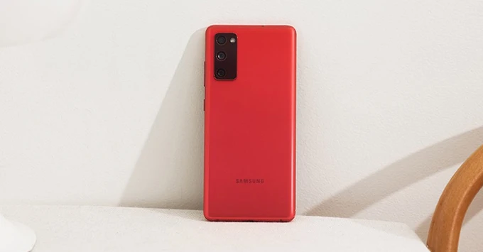 So sánh Galaxy Note 20 và Galaxy S20 FE: Nên mua điện thoại nào?
