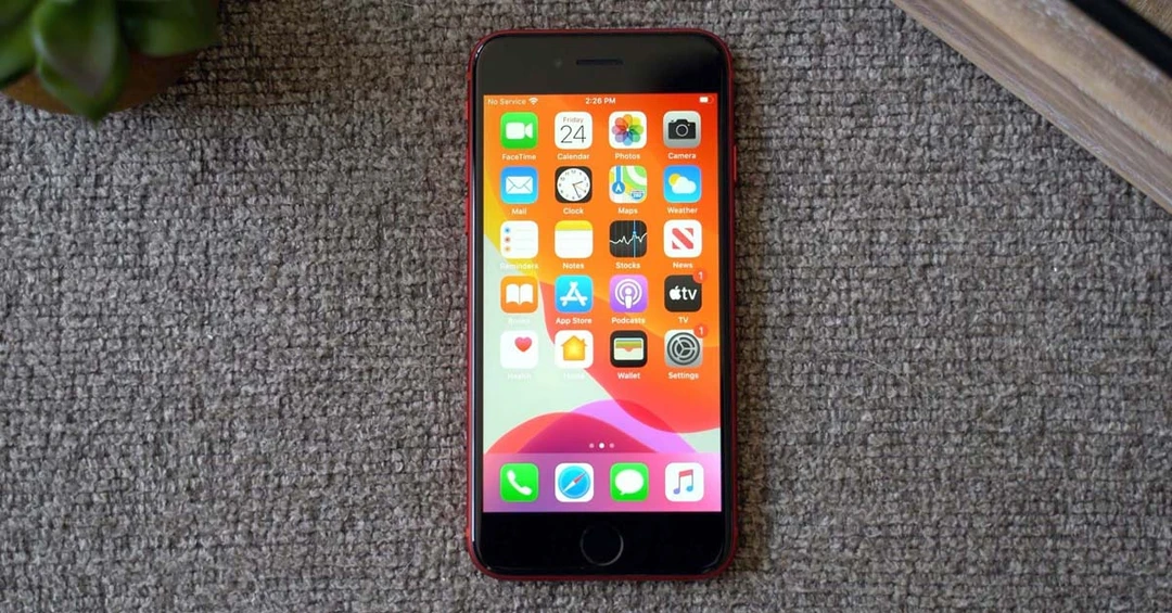Những lý do nên và không nên mua iPhone SE 2022 dành cho fan của Apple