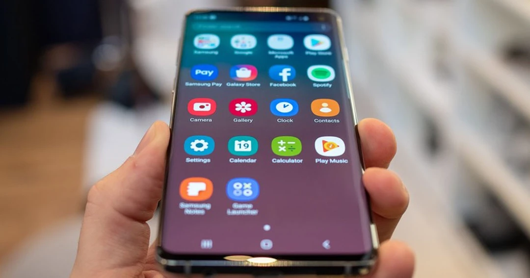 Galaxy S11e lộ ảnh render: Camera bị cắt giảm, thiết kế giống Galaxy S11