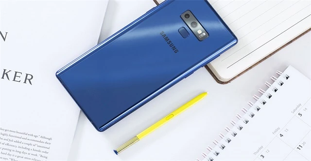 Nên mua Galaxy Note 9 xách tay hay chính hãng để thỏa mãn cả chất lượng lẫn giá thành?