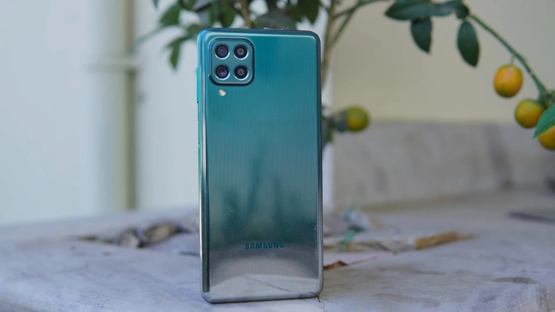 Đánh giá Galaxy M62: Dung lượng pin khủng 7000mAh, chip Exynos 9825