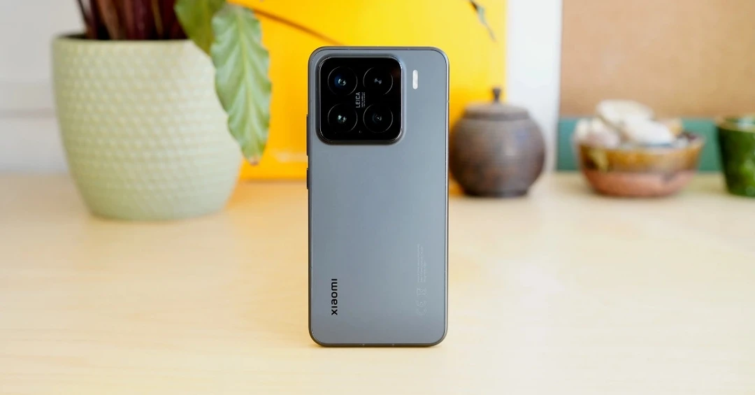 Xiaomi 16 rò rỉ chip Snapdragon 8 Gen 4, cụm 3 camera 50MP và pin siêu khủng