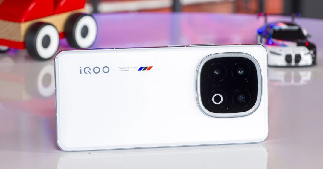 09 lý do hàng đầu để mua iQOO 13 ở thời điểm hiện tại