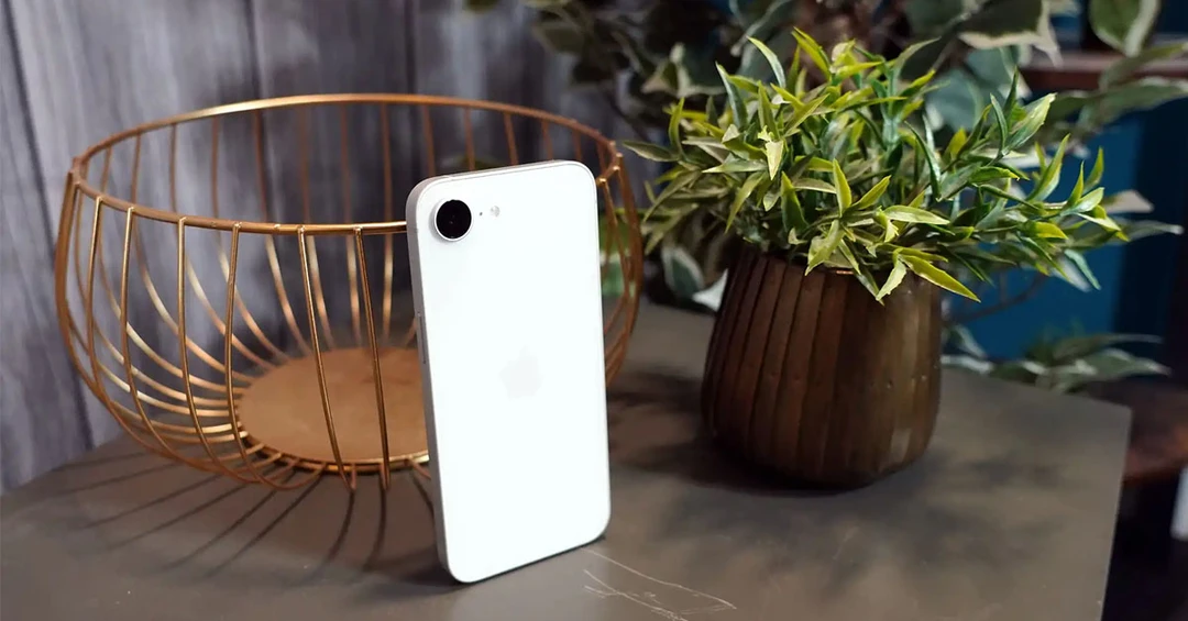 Dung lượng pin iPhone 16e bao nhiêu? Kết quả khiến bạn bất ngờ