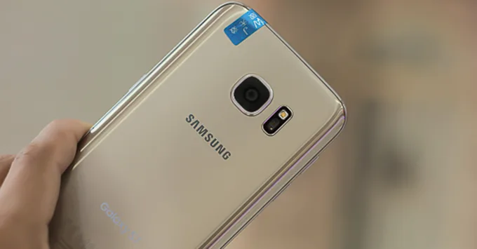 khi-cung-muc-gia-galaxy-s7-canh-tranh-truc-tiep-voi-galaxy-j7-prime111