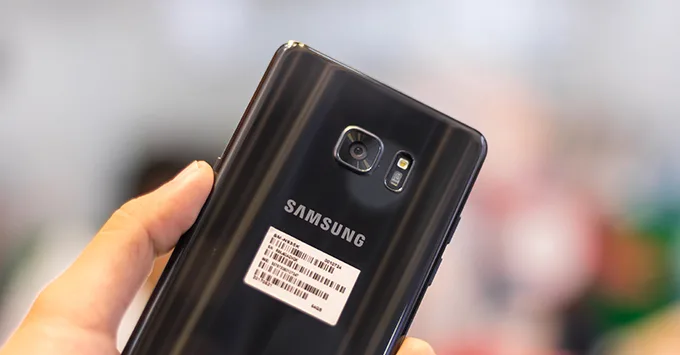 Camera Galaxy Note FE không thua kém nhiều co với Galaxy S8 Plus