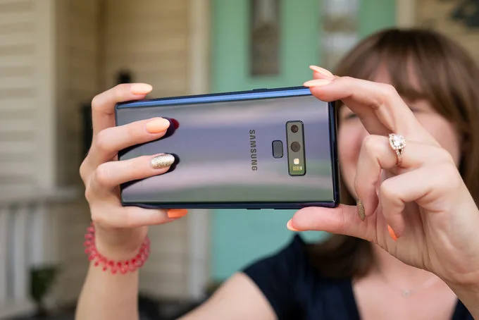 9-Điem-quan-trong-tren-Galaxy-Not-9-la-gi-XTmobile