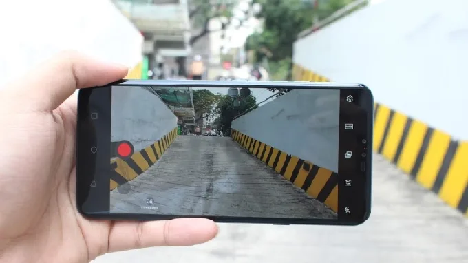 Giao diện camera của LG V40 ThinQ