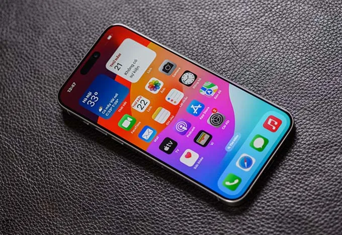iPhone 15 Pro Max có viền mỏng nhất từ trước đến nay