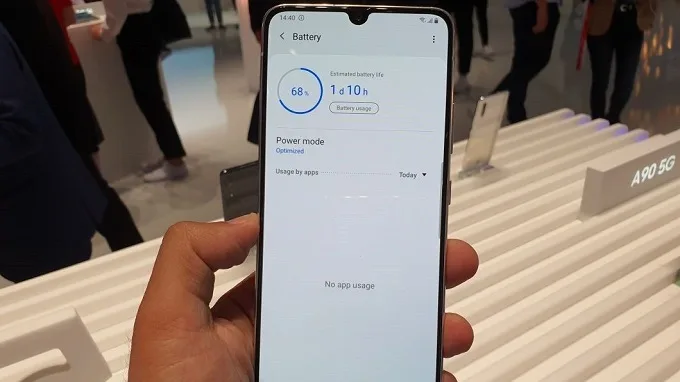 Viên pin 4500mAh với công nghệ sạc nhanh