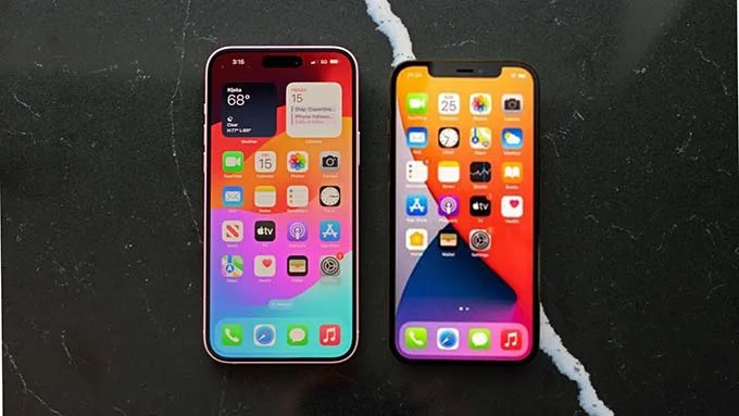 So sánh màn hình iPhone 15 Plus và iPhone 12 Pro