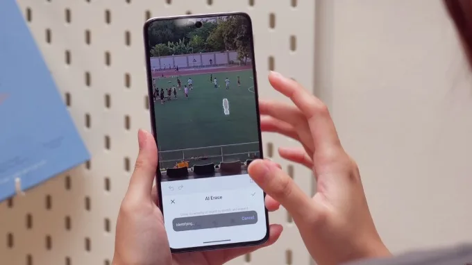 Các tính năng camera AI mới cũng được tích hợp sẵn