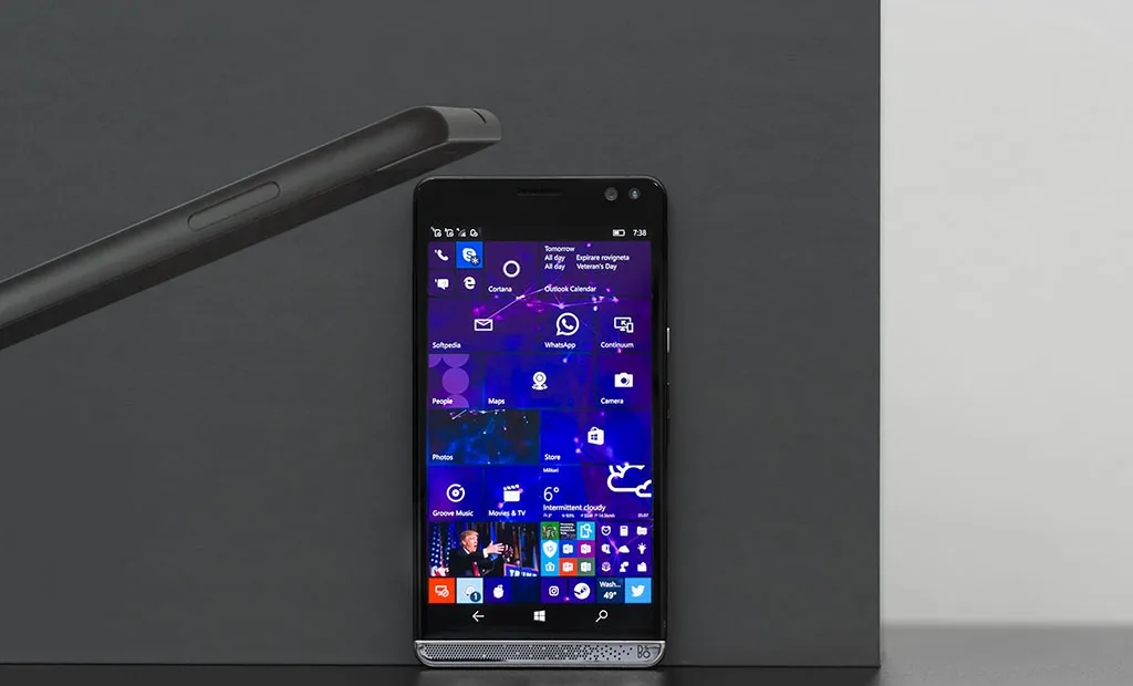 xuat-hien-samsung-Galaxy-S8-chay-Windows-10-Mobile_5