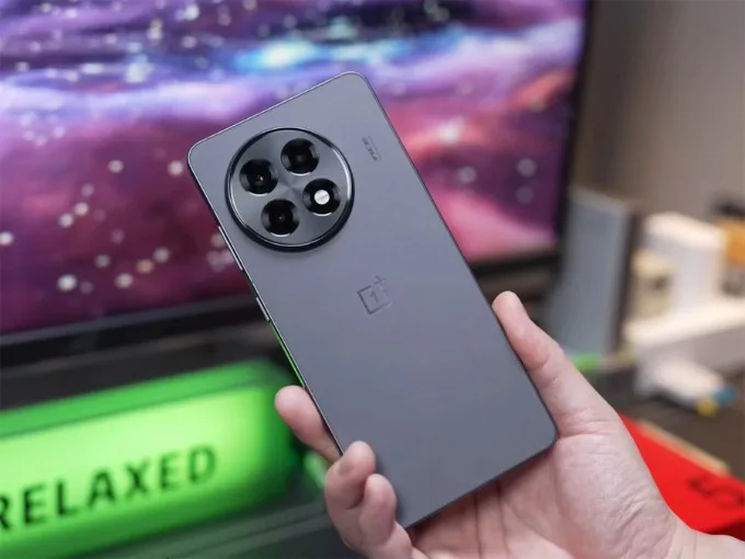 Thiết kế OnePlus Ace 5 Pro