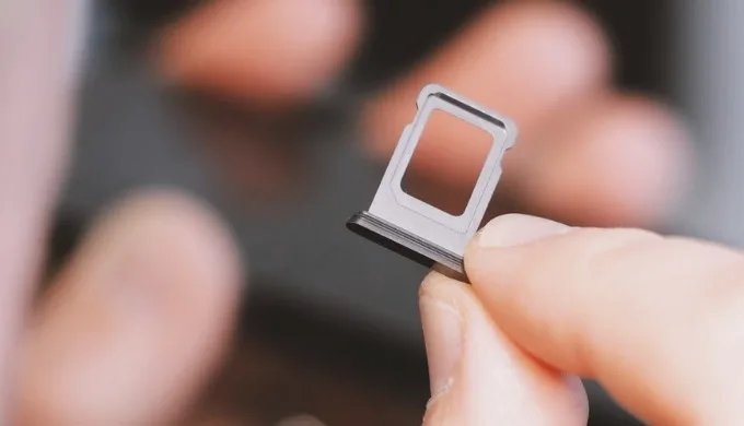 Nhược điểm của iPhone 17 Pro dùng SIM vật lý