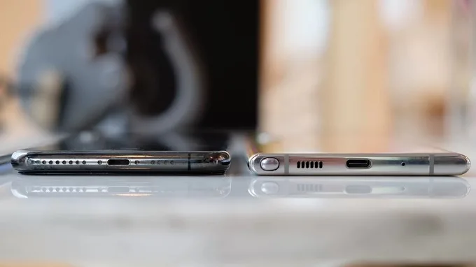 Tính năng sạc của Samsung Note hiện đại hơn