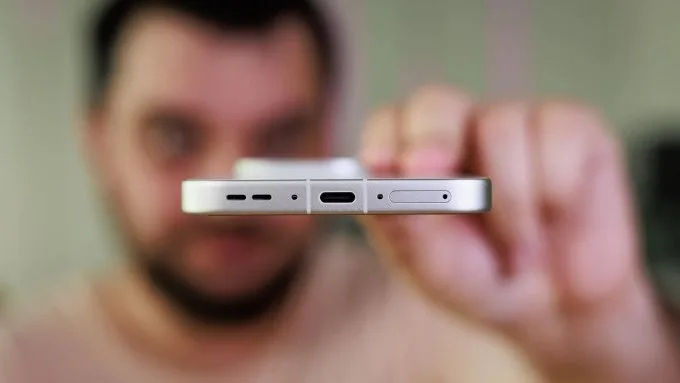 So sánh Oppo Find X9 Pro và Galaxy S25 Ultra về pin sạc