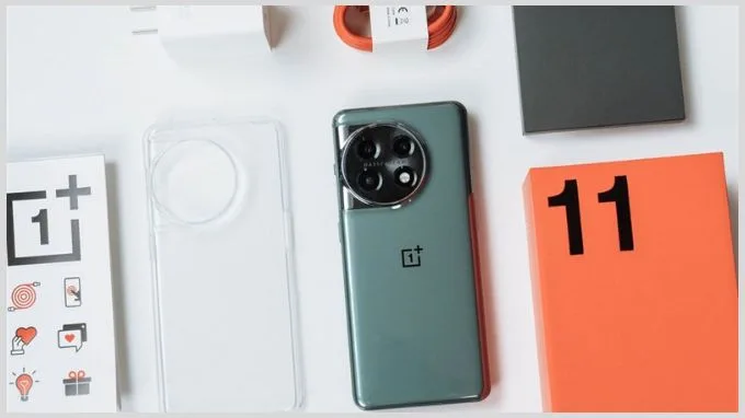 Oneplus11 chỉ hỗ trợ sạc có dây