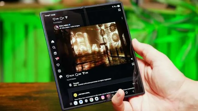 So sánh Sony Xperia 1 VII vs Galaxy Z Fold 7 về sạc