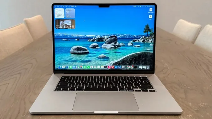 so-sanh-macbook-neo-va-macbook-air-m5-ve-camera-xtmobile