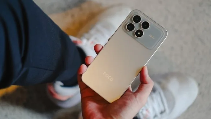 Đánh giá POCO F8 Pro về thiết kế