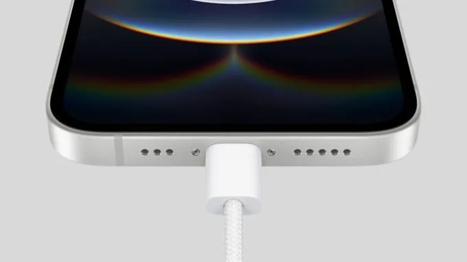 Không có sạc MagSafe