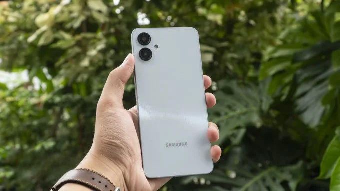 Thiết kế Samsung Galaxy A06