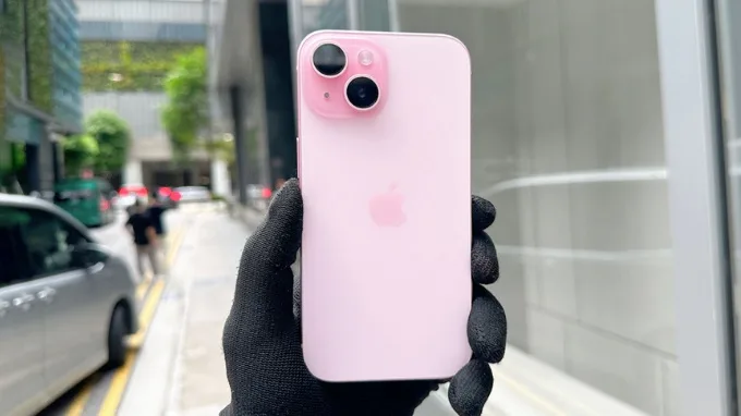 Màu hồng trên iPhone 15 có sự khác biệt