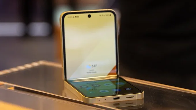 Thông số kỹ thuật Samsung Z Flip 6 