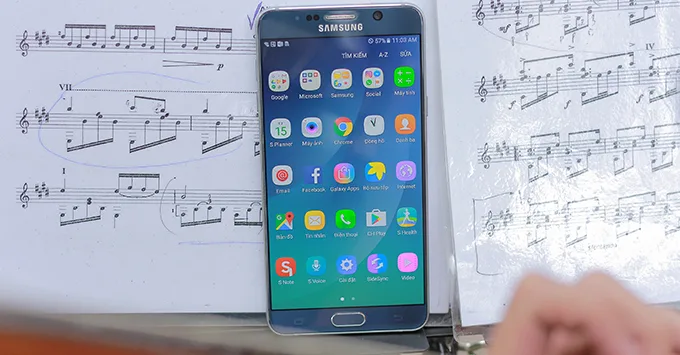 5-ly-do-nen-mua-galaxy-note-5-thay-vi-note-fe1